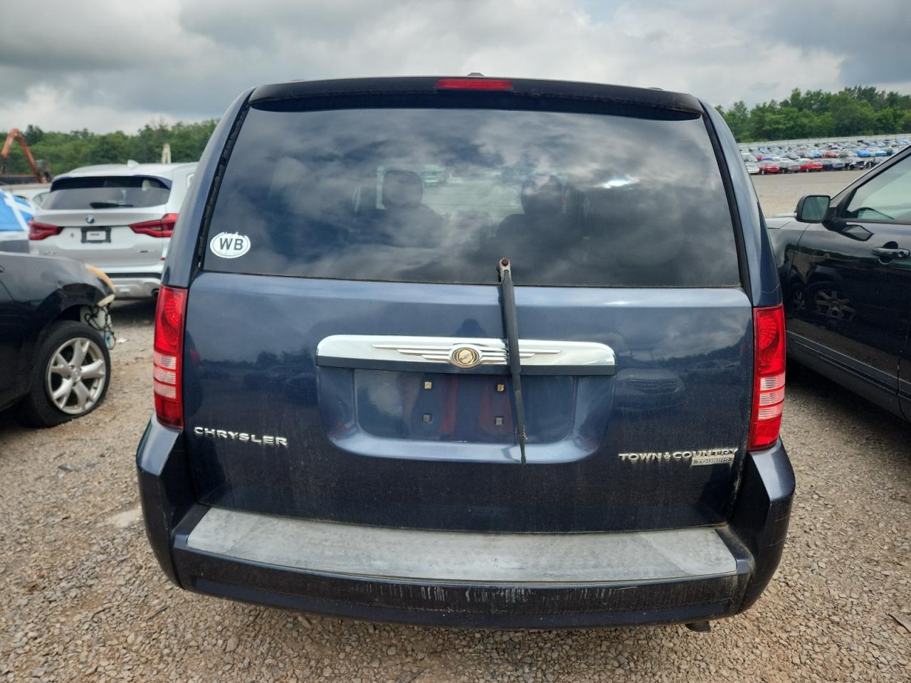 2009 Chrysler Town & Country Touring VIN: 2A8HR54169R676926 Lot: 64561225