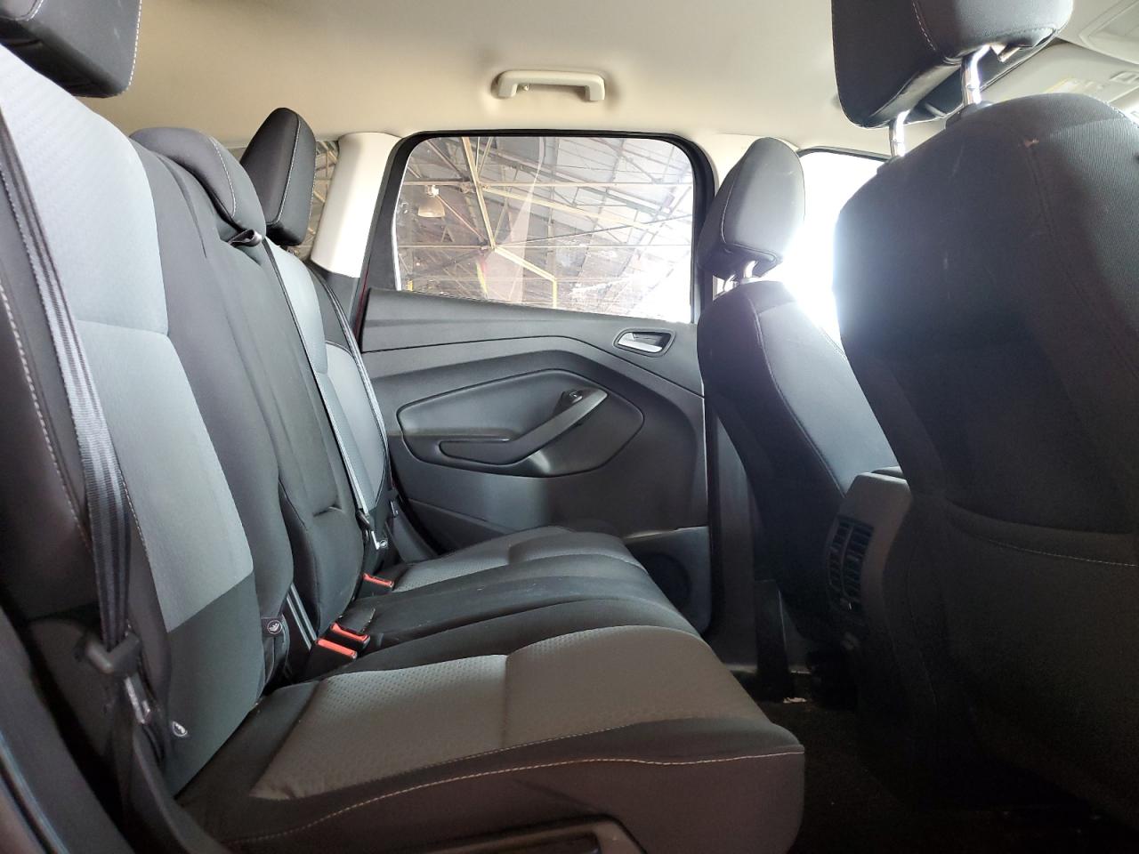 2017 Ford Escape Se VIN: 1FMCU0GDXHUC84585 Lot: 64821245