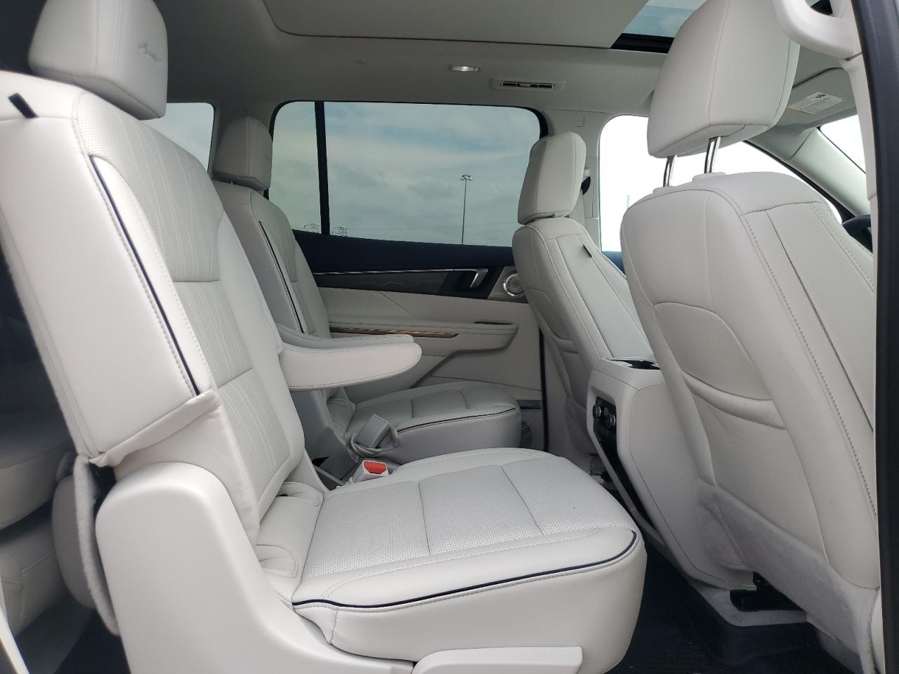 2025 Buick Enclave Avenir VIN: 5GAERCRS0SJ121319 Lot: 65136935