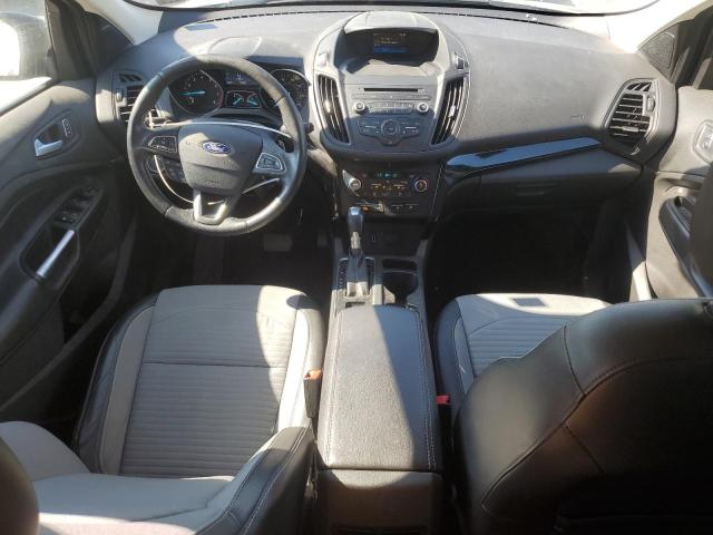 FORD ESCAPE 2018 Srebrny