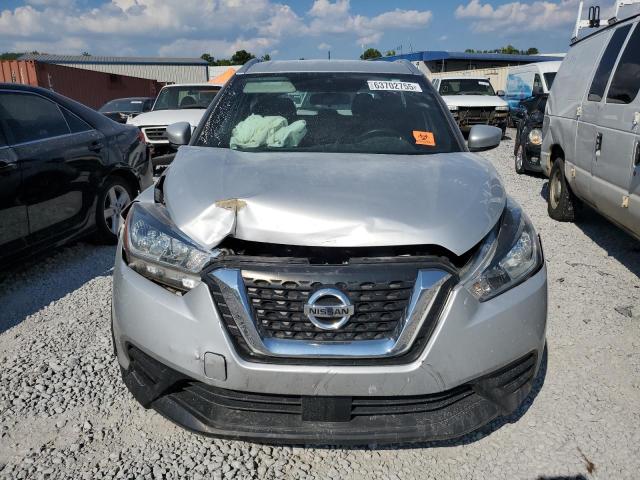  NISSAN KICKS 2020 Srebrny