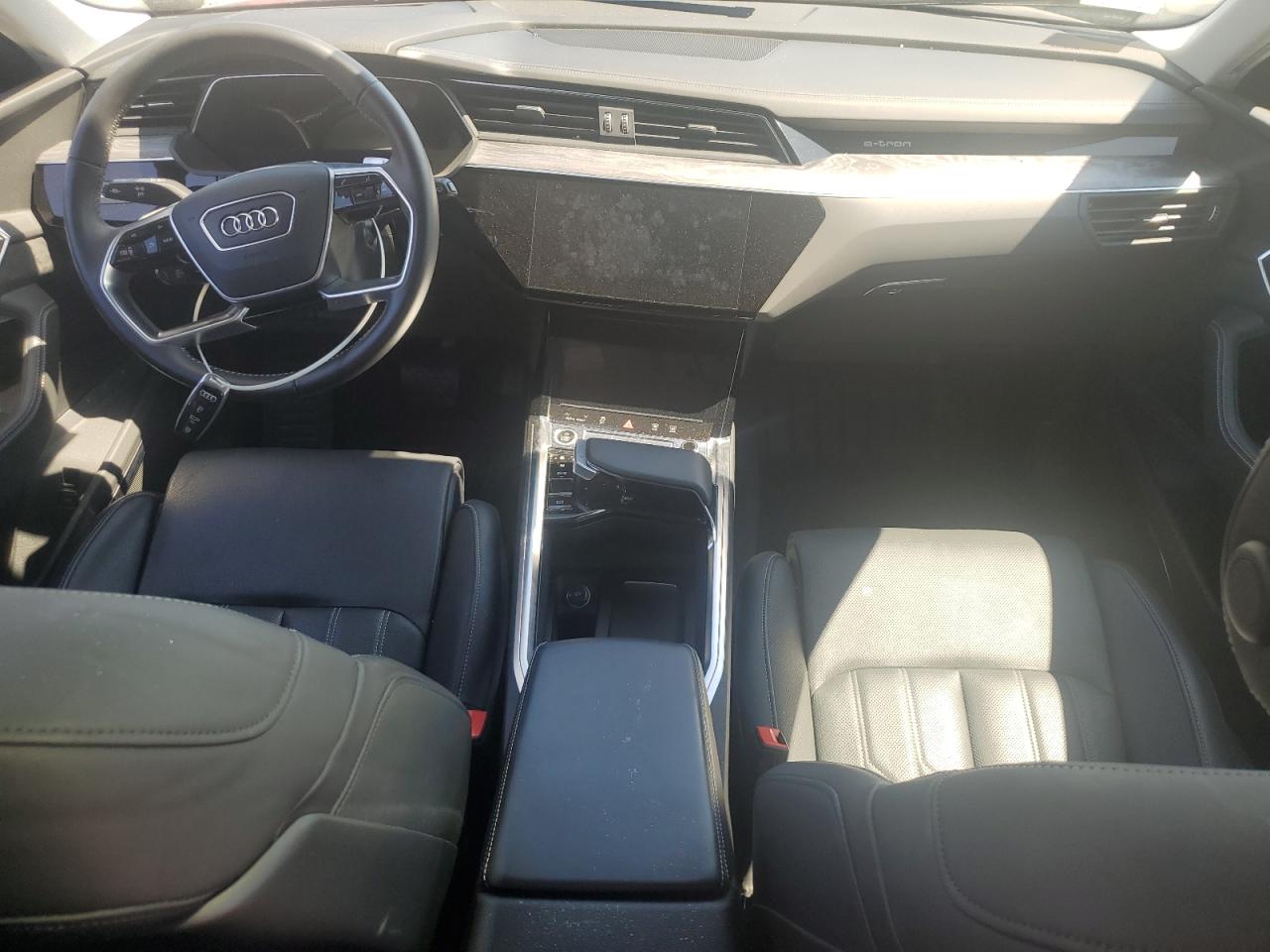 wa1vaage6mb002947 WA1VAAGE6MB002947 2021 Audi E-Tron Prestige