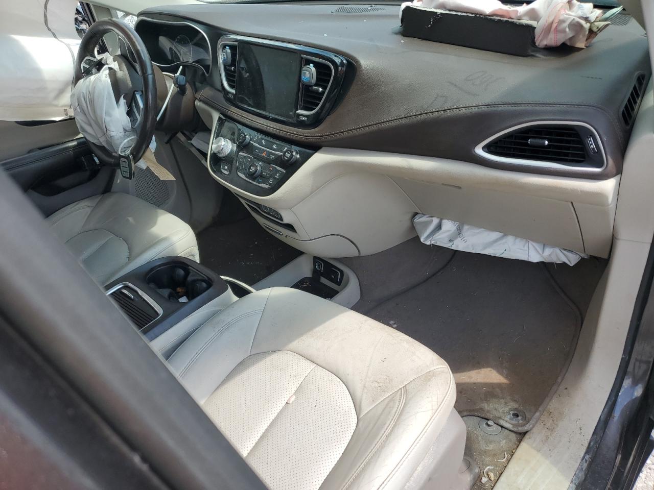 2c4rc1bg0mr511699 2C4RC1BG0MR511699 2021 Chrysler Pacifica Touring L