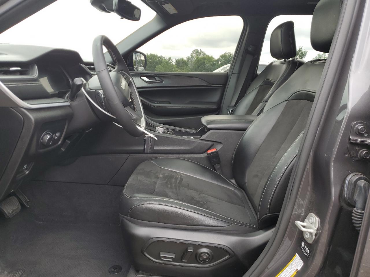 2024 Jeep Grand Cherokee L Laredo VIN: 1C4RJKAG4R8552336 Lot: 66269275