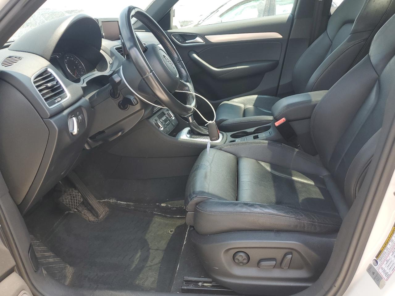 2015 Audi Q3 Premium Plus VIN: WA1EFCFS4FR006039 Lot: 63076935