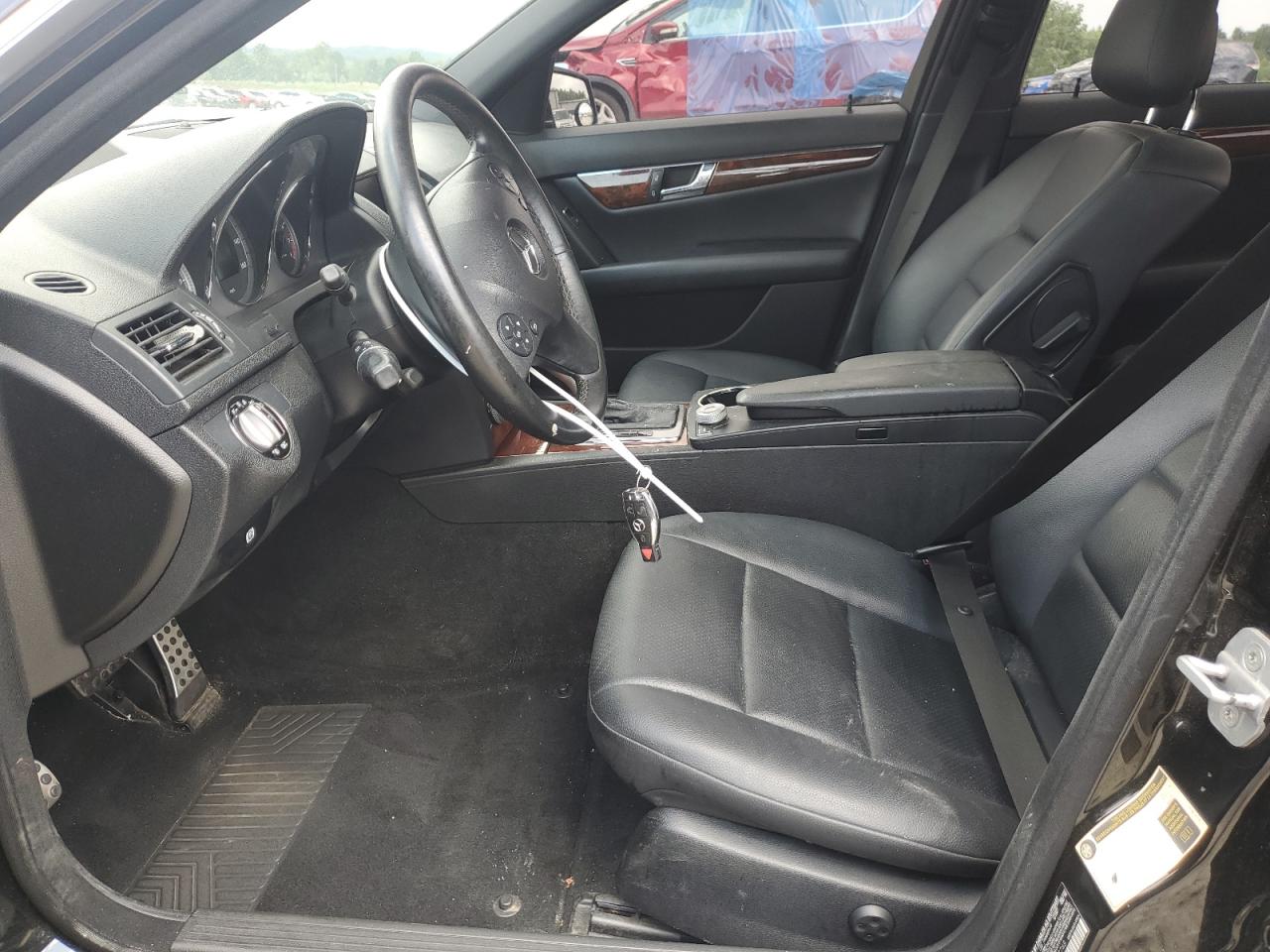 2010 Mercedes-Benz C 300 4Matic VIN: WDDGF8BB2AR127748 Lot: 63804645