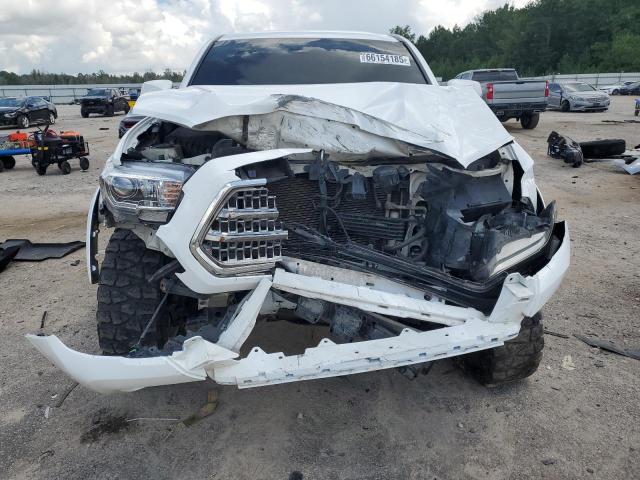Пикапы TOYOTA TACOMA 2017 Белы