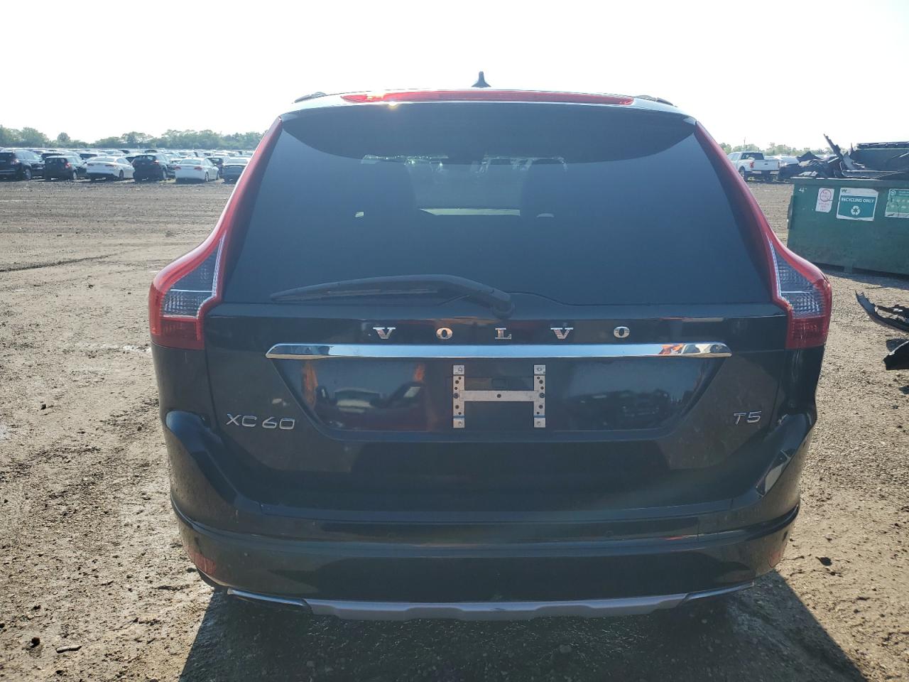 2016 Volvo Xc60 T5 Premier VIN: YV440MDK1G2857041 Lot: 64115765