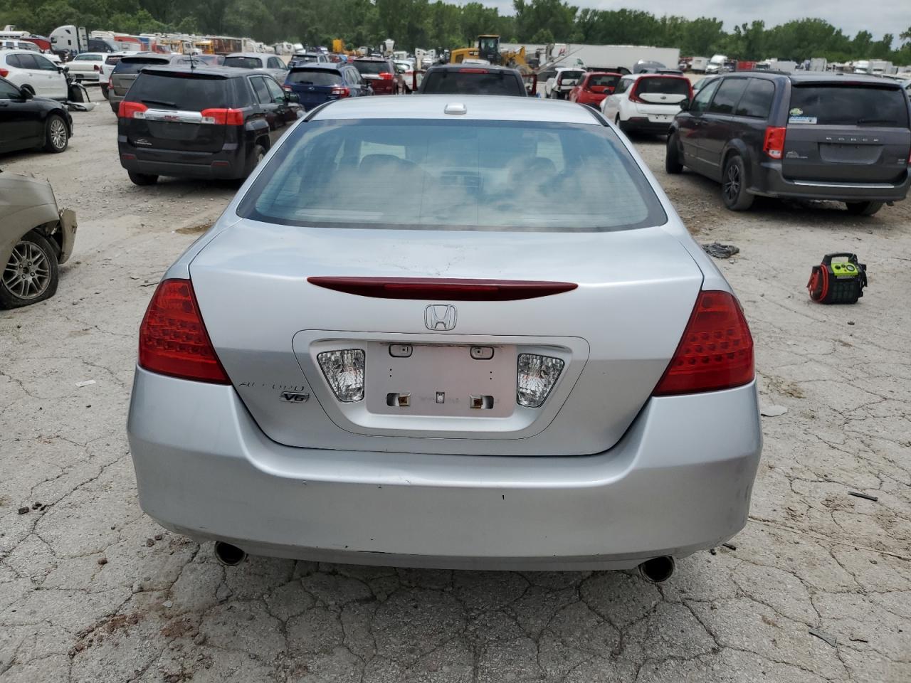 2007 Honda Accord Ex VIN: 1HGCM66837A073080 Lot: 65609395