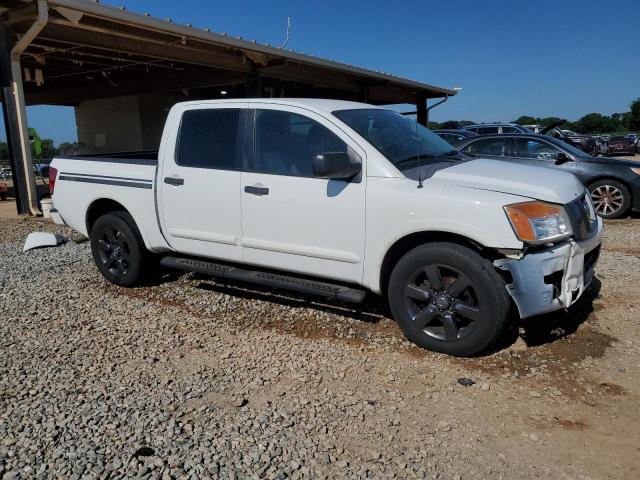  NISSAN TITAN 2012 White