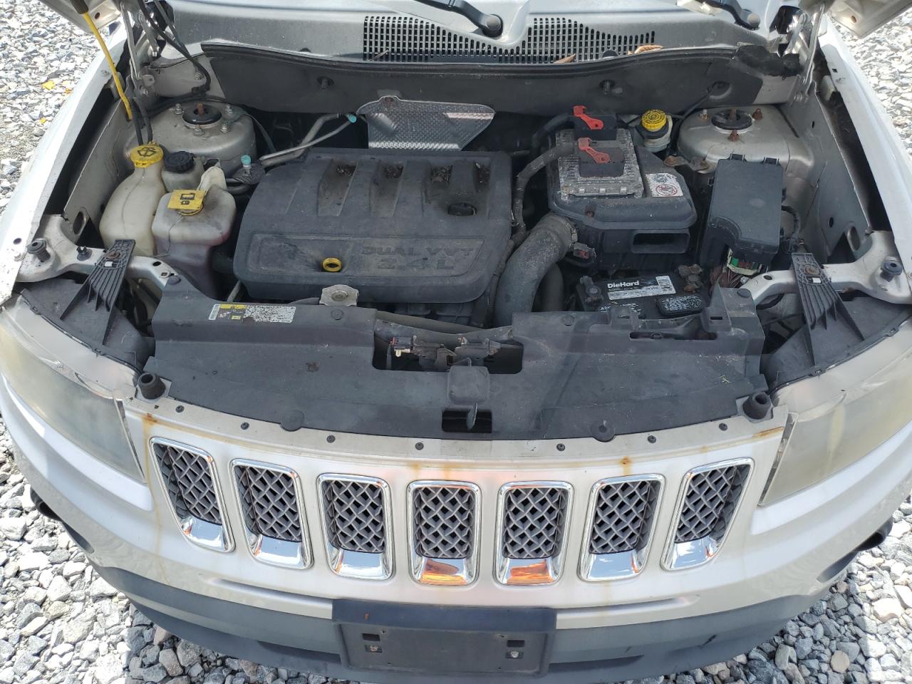 2014 Jeep Compass Latitude VIN: 1C4NJDEB8ED623757 Lot: 65853825