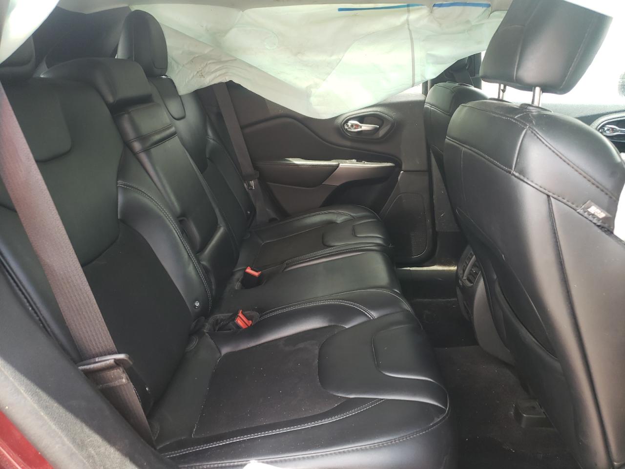 2019 Jeep Cherokee Latitude Plus VIN: 1C4PJMLB0KD199305 Lot: 64991195
