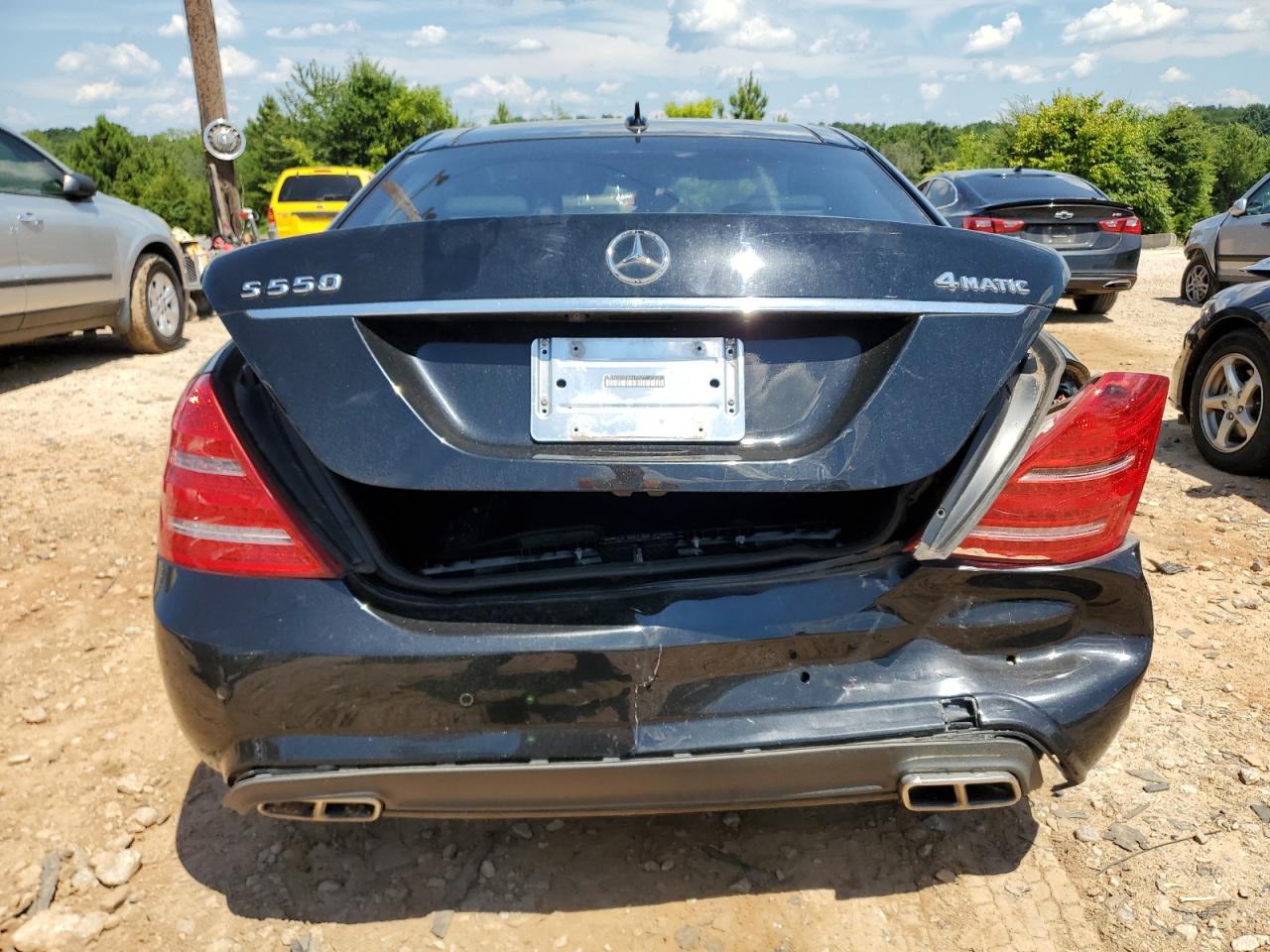 2011 Mercedes-Benz S 550 4Matic VIN: WDDNG8GB0BA417077 Lot: 63233085