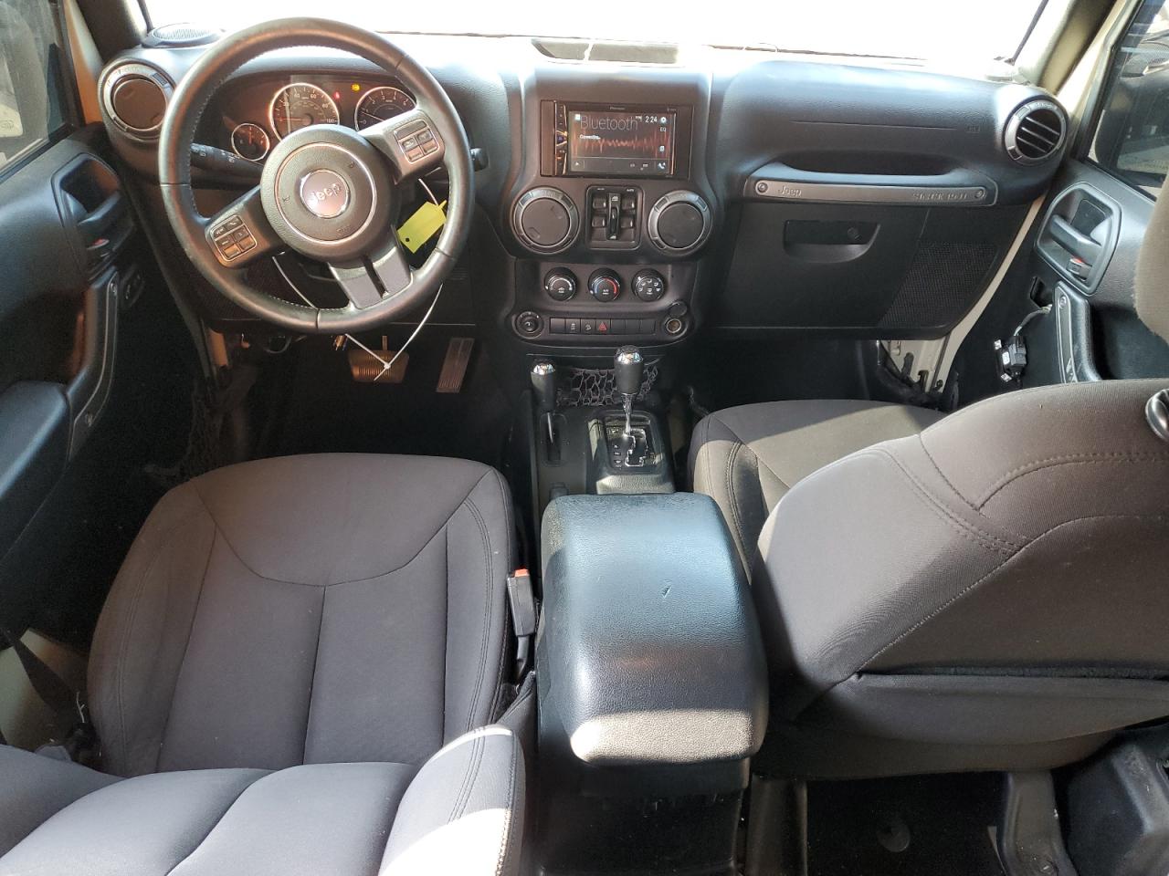 2018 Jeep Wrangler Unlimited Sport VIN: 1C4BJWDG8JL907613 Lot: 64982705