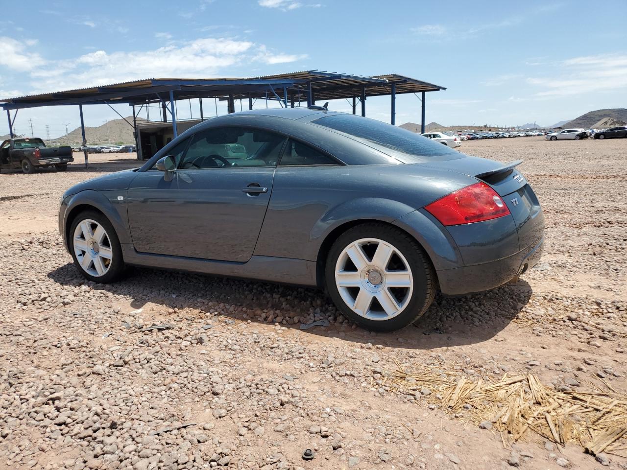 Фото: TRUSC28N761005653