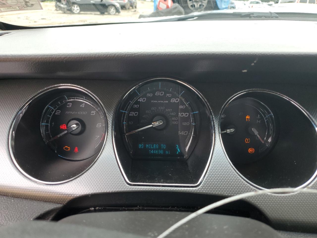 2011 Ford Taurus Sel VIN: 1FAHP2EW4BG117992 Lot: 64027125