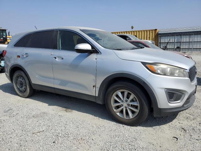  KIA SORENTO 2016 Srebrny
