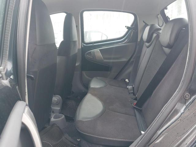 2011 TOYOTA AYGO ICE V