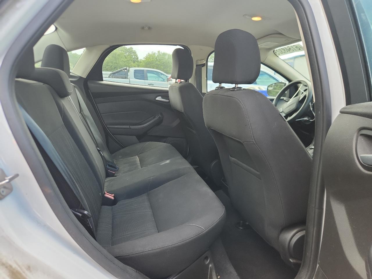 2016 Ford Focus Se VIN: 1FADP3F26GL329453 Lot: 61548325