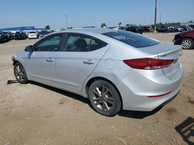  HYUNDAI ELANTRA 2018 Srebrny