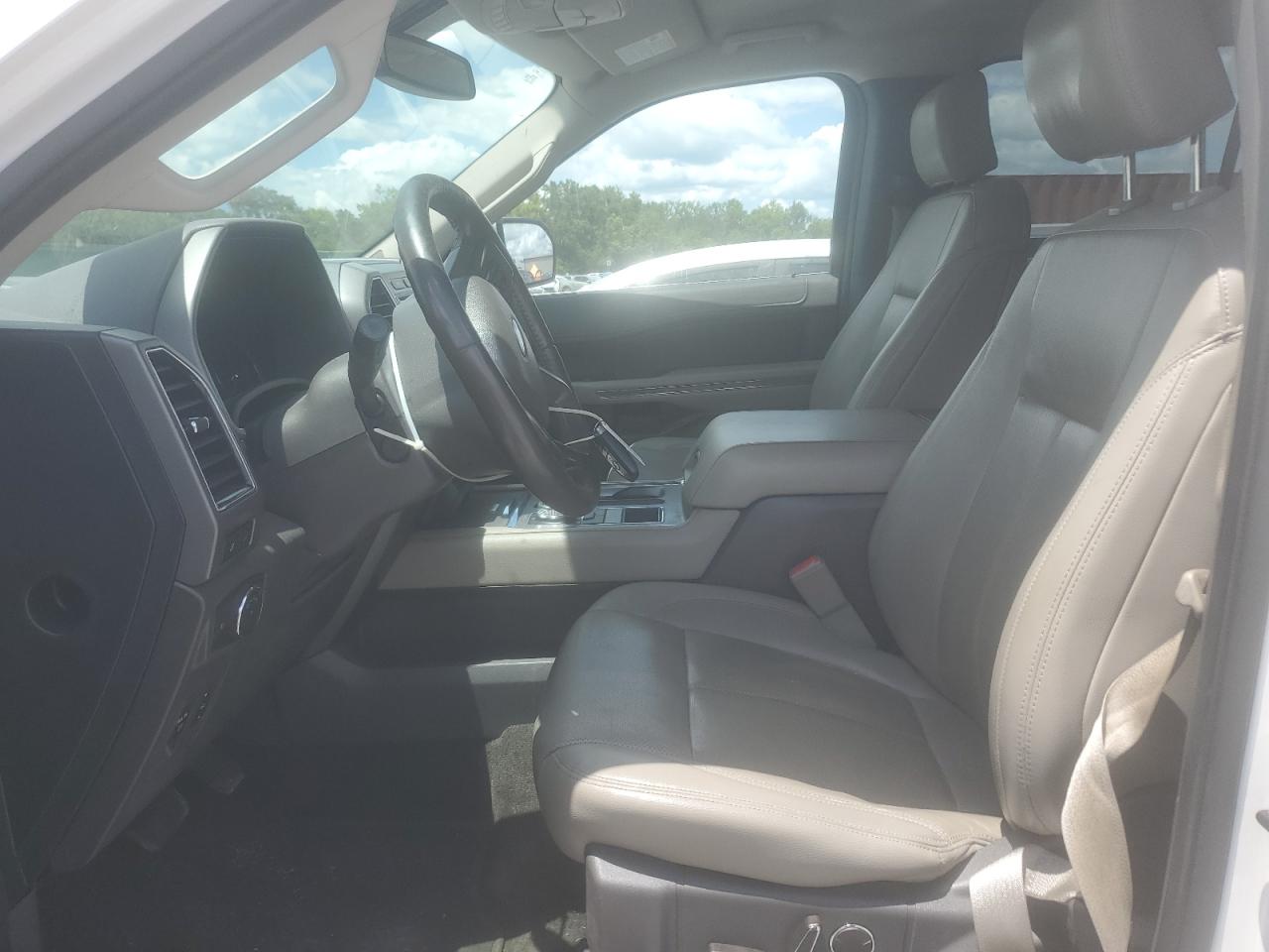2018 Ford Expedition Max Xlt VIN: 1FMJK1HTXJEA06049 Lot: 65375615