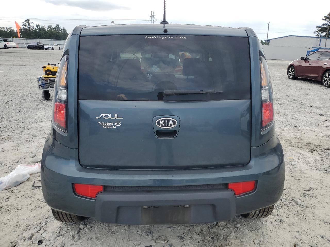 2011 Kia Soul + VIN: KNDJT2A21B7278472 Lot: 63013685