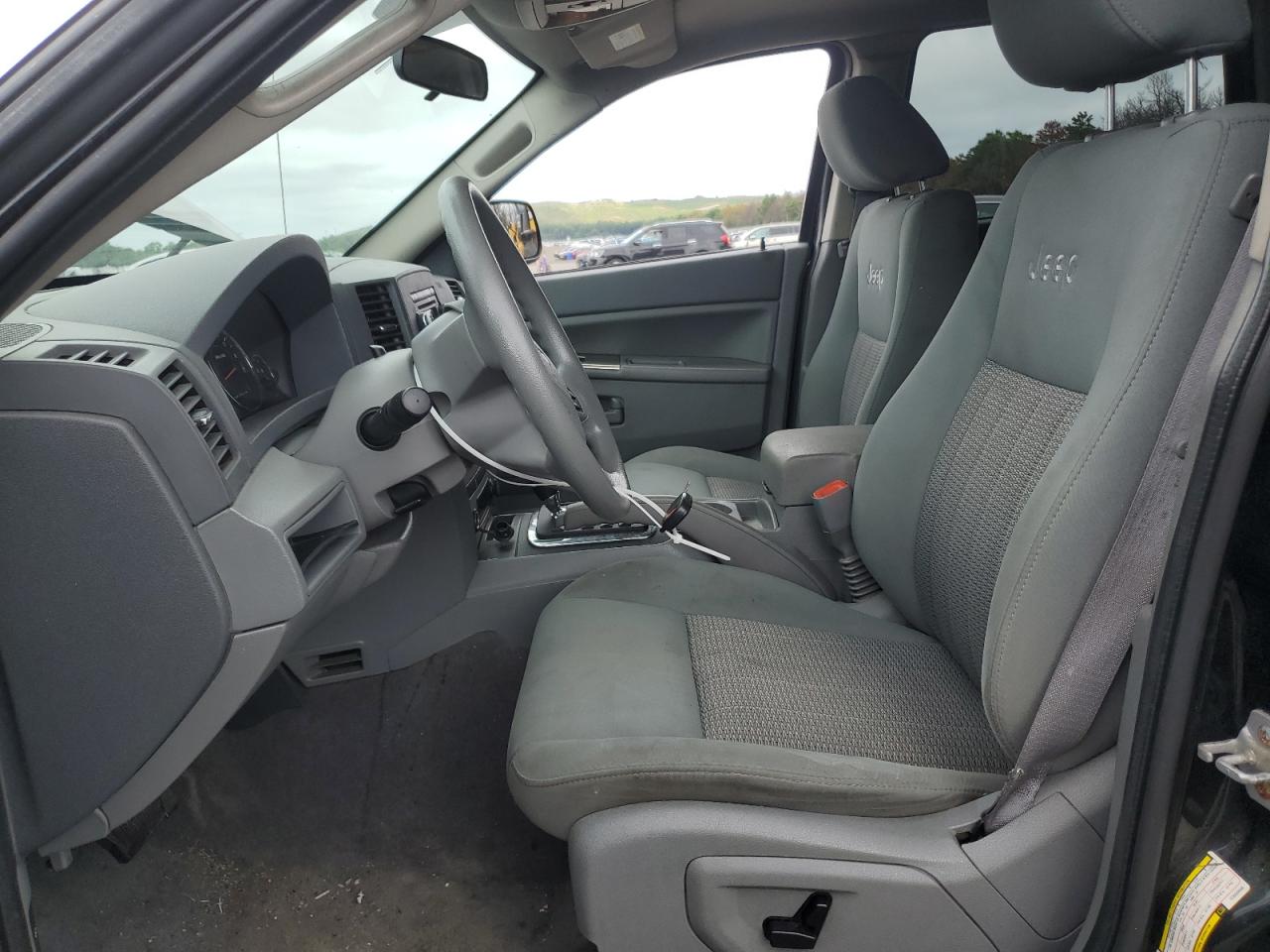2007 Jeep Grand Cherokee Laredo VIN: 1J8GR48K87C650696 Lot: 64183655