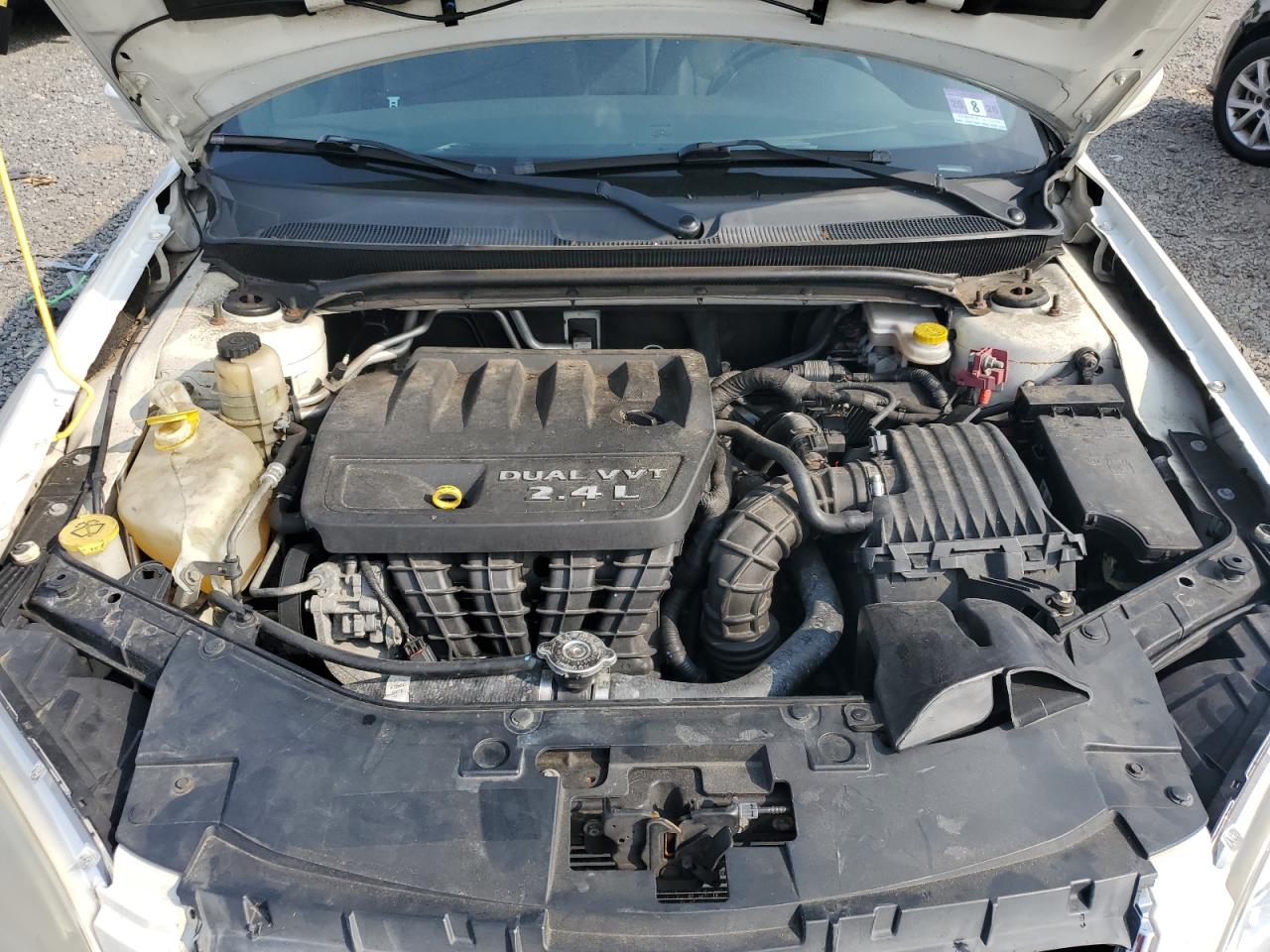 2011 Chrysler 200 Touring VIN: 1C3BC1FB2BN531466 Lot: 66300655