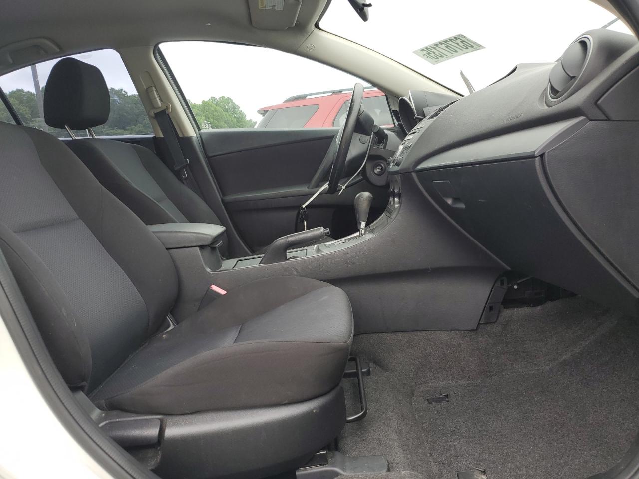 2011 Mazda 3 I VIN: JM1BL1UG6B1498134 Lot: 63767135