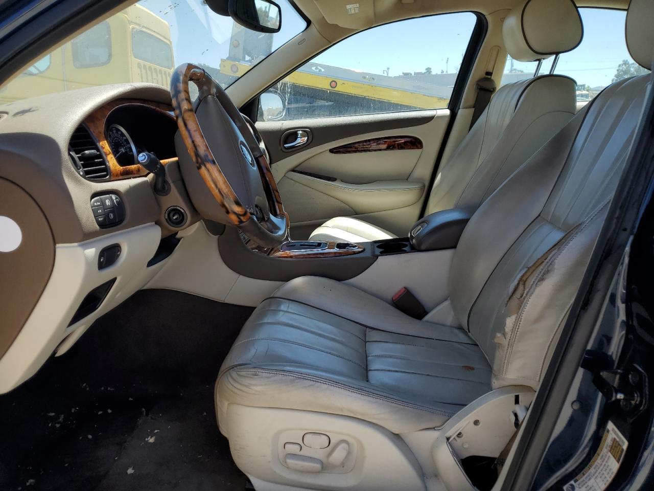 2007 Jaguar S-Type VIN: SAJWA01A27FN75109 Lot: 66937425