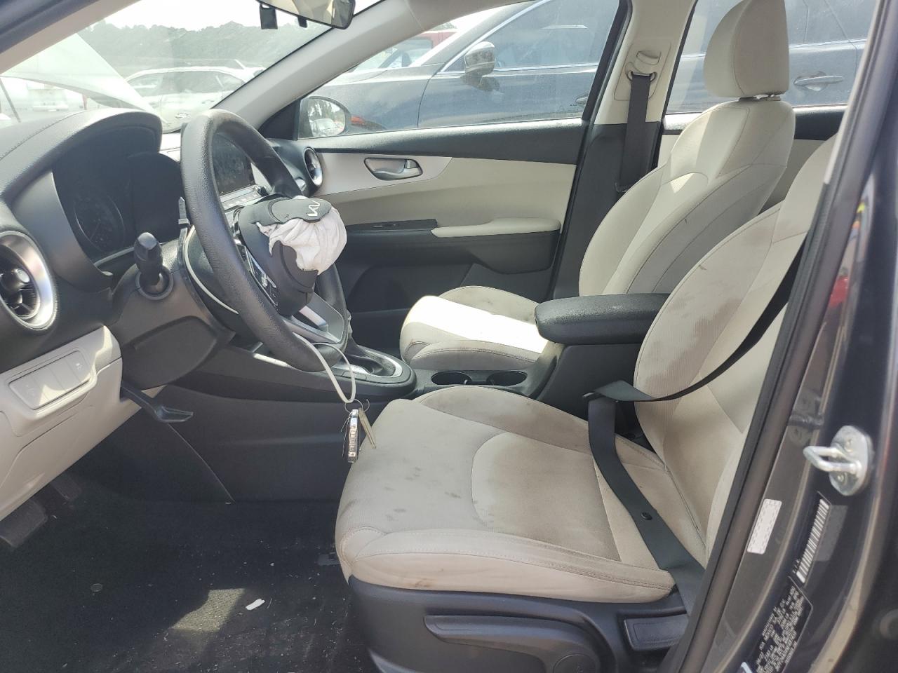 3KPF24ADXNE487459 2022 Kia Forte Fe