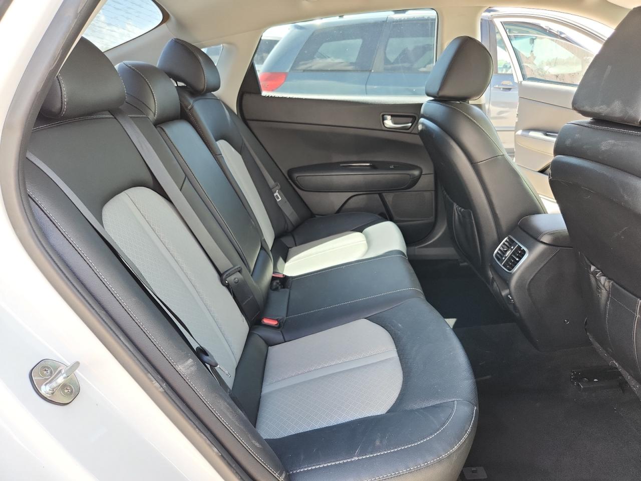 2019 Kia Optima Ex VIN: 5XXGU4L17KG331254 Lot: 64976635