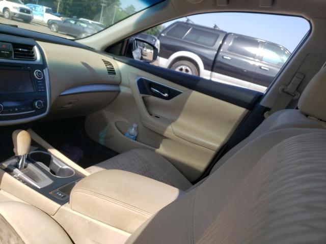 Седаны NISSAN ALTIMA 2016 Белы