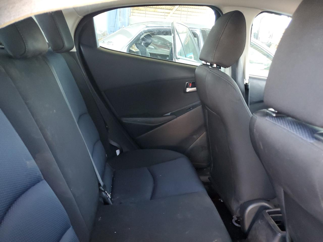 2019 Toyota Yaris L VIN: 3MYDLBYV8KY522387 Lot: 67216845