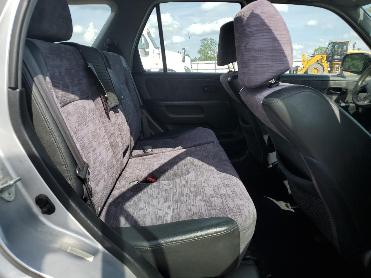 2002 Honda Cr-V Lx VIN: JHLRD78492C047821 Lot: 65456975