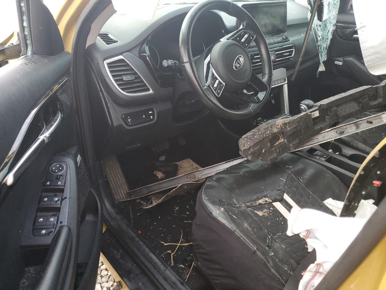 2021 Kia Seltos Sx VIN: KNDETCA2XM7061268 Lot: 65314395