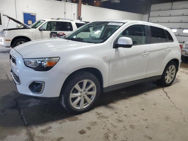  MITSUBISHI OUTLANDER 2015 Biały
