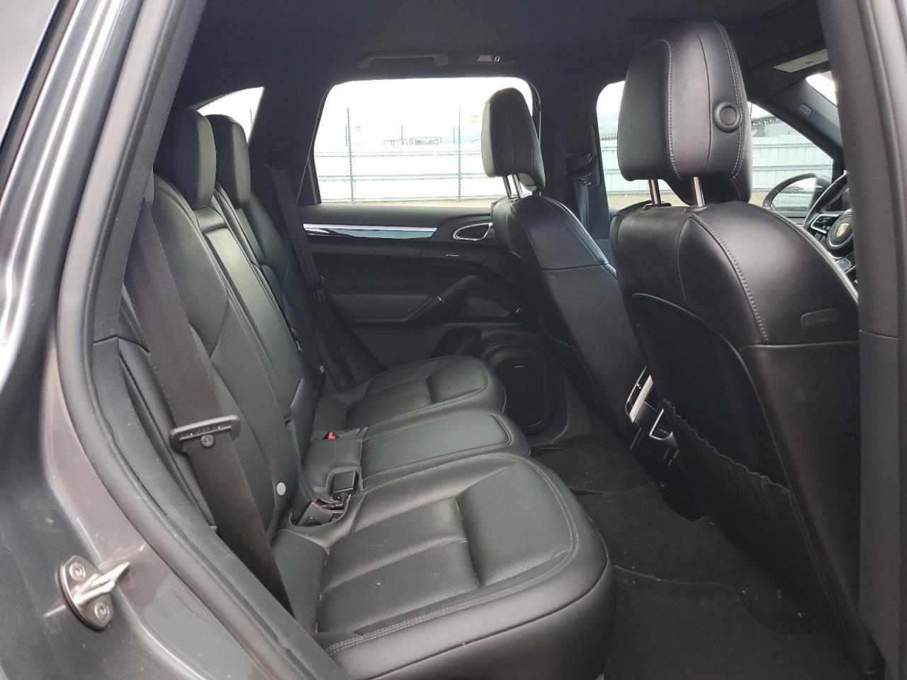 2016 Porsche Cayenne VIN: WP1AA2A21GKA10062 Lot: 64639685