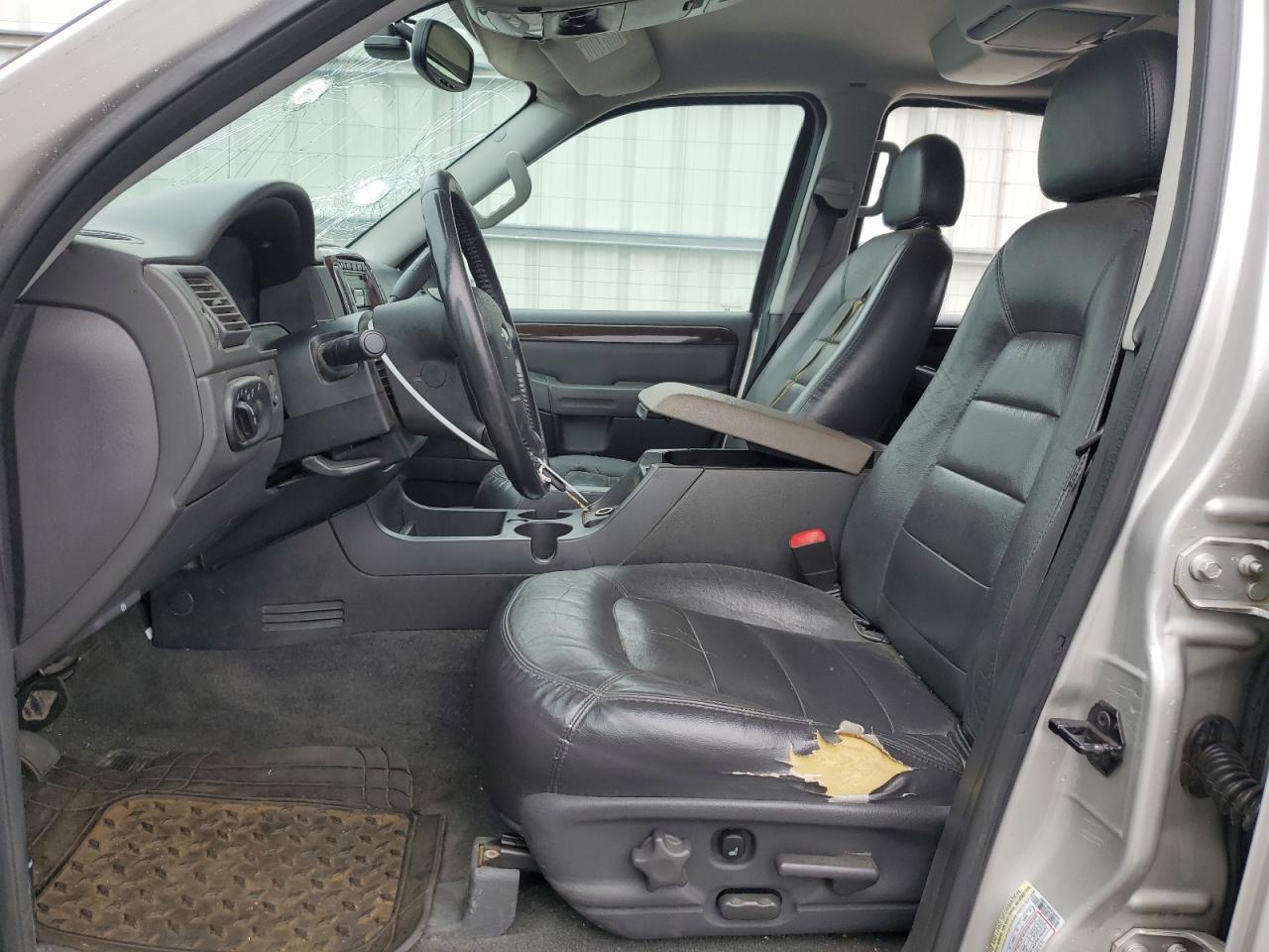 2004 Ford Explorer Limited VIN: 1FMDU75W94ZA68418 Lot: 65062085