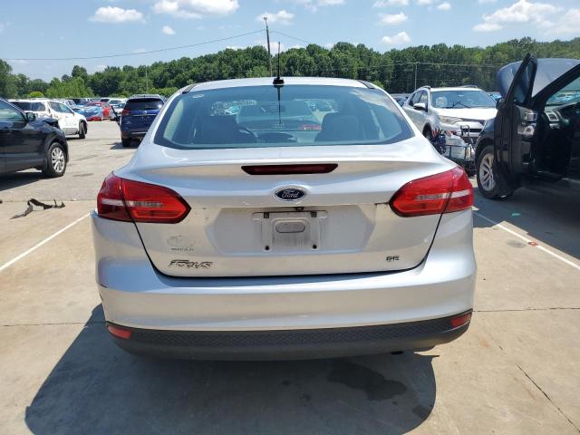  FORD FOCUS 2018 Серебристый