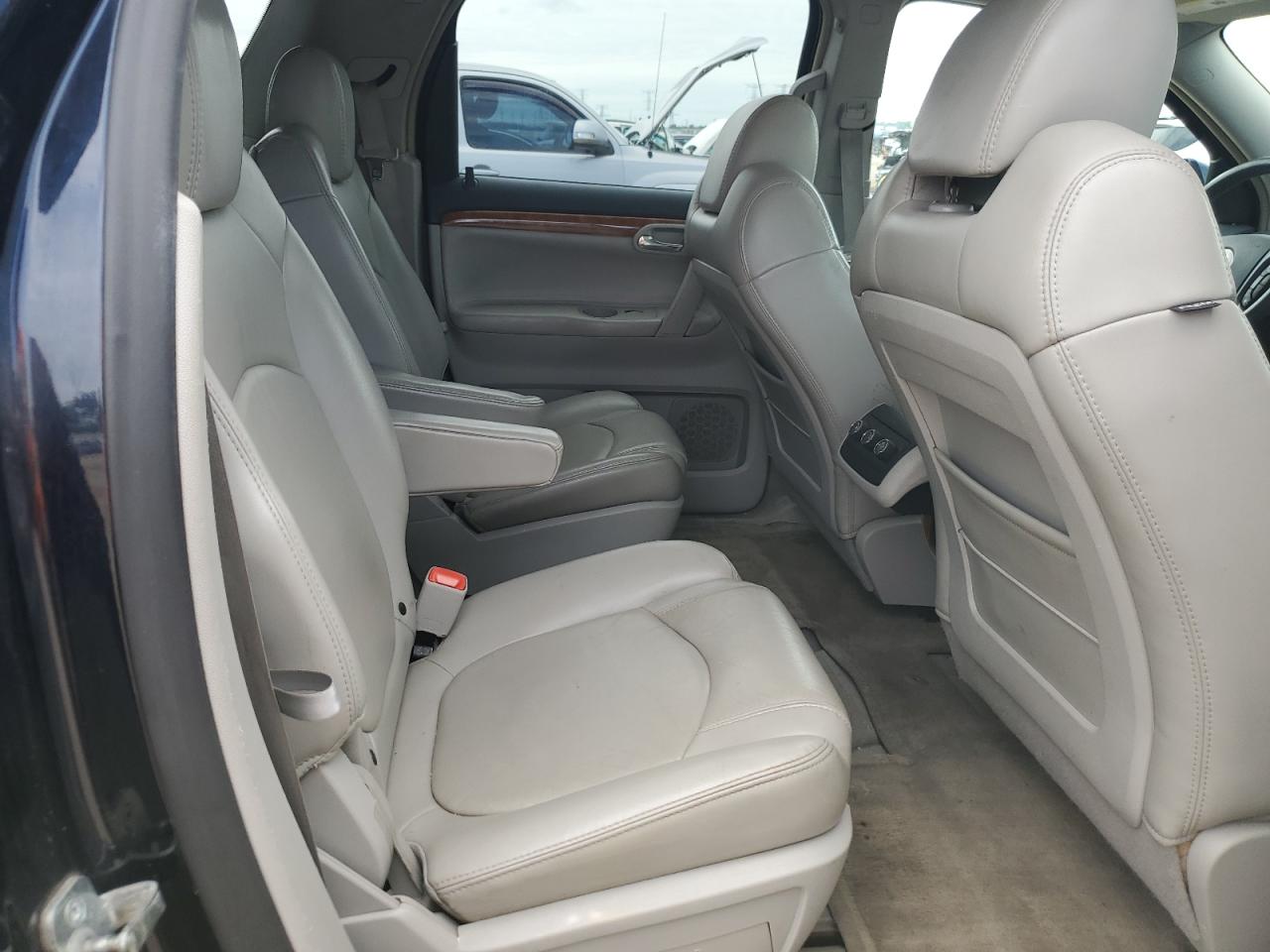 2008 Saturn Outlook Xr VIN: 5GZER33768J170843 Lot: 64089295