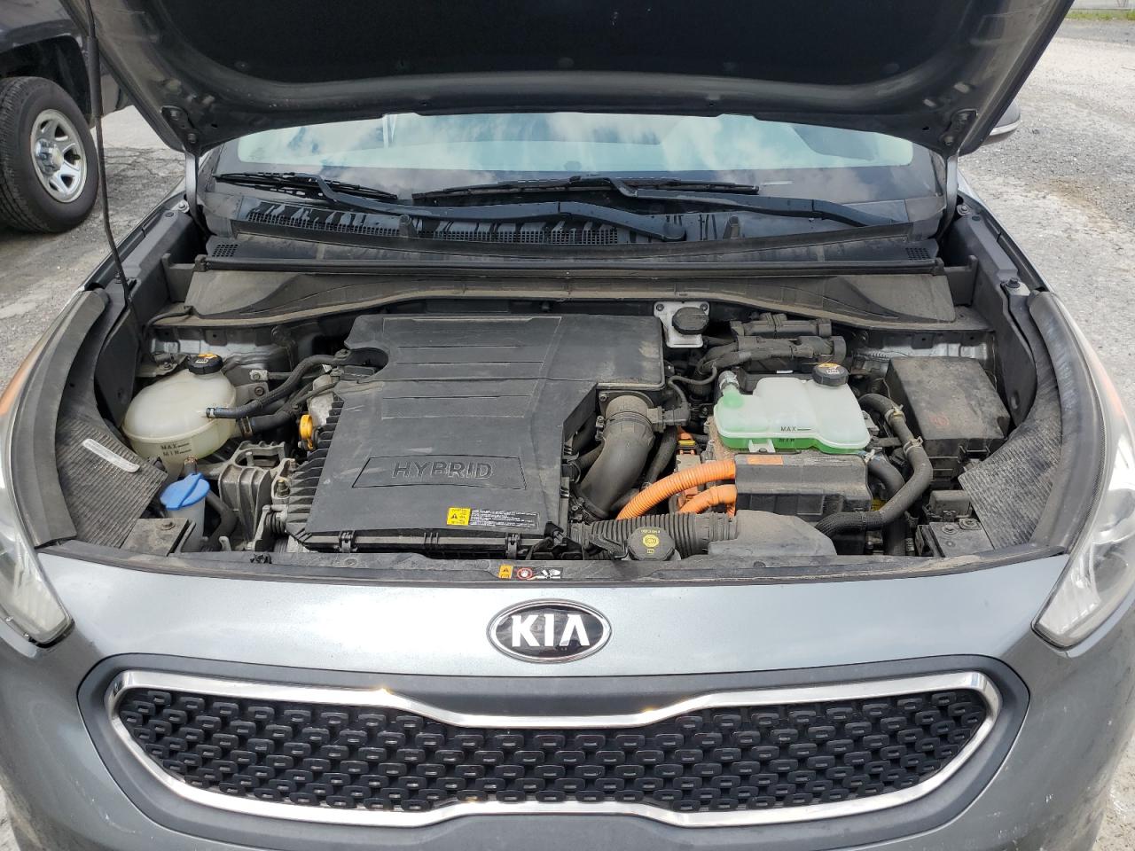 2017 Kia Niro Ex VIN: KNDCC3LCXH5096116 Lot: 64595185