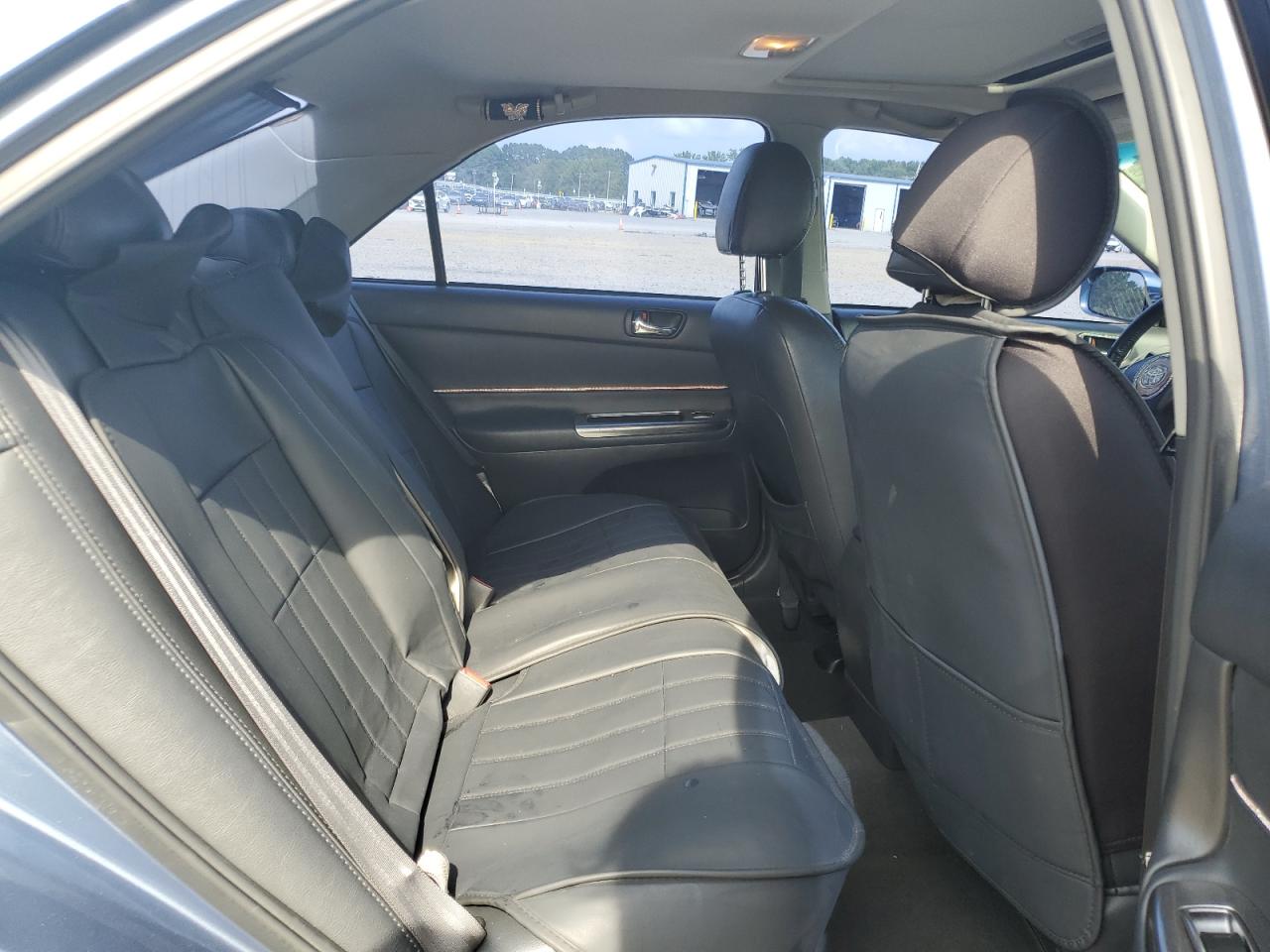 2003 Toyota Camry Le VIN: 4T1BF32K03U560942 Lot: 65364095