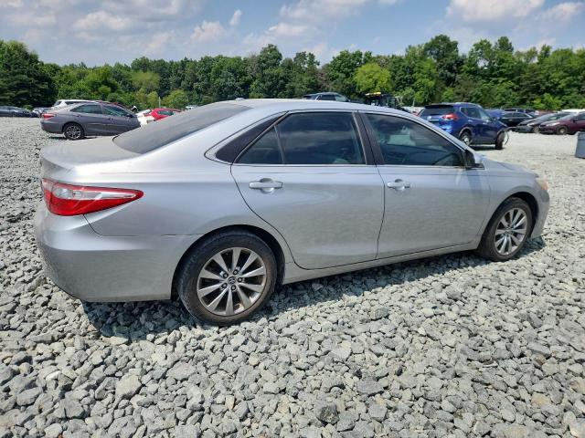  TOYOTA CAMRY 2015 Серебристый