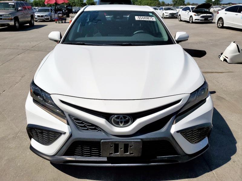  TOYOTA CAMRY 2021 White