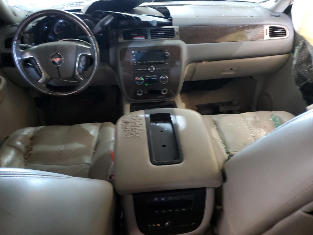 2007 GMC Yukon VIN: 1GKFC130X7R276909 Lot: 63221675