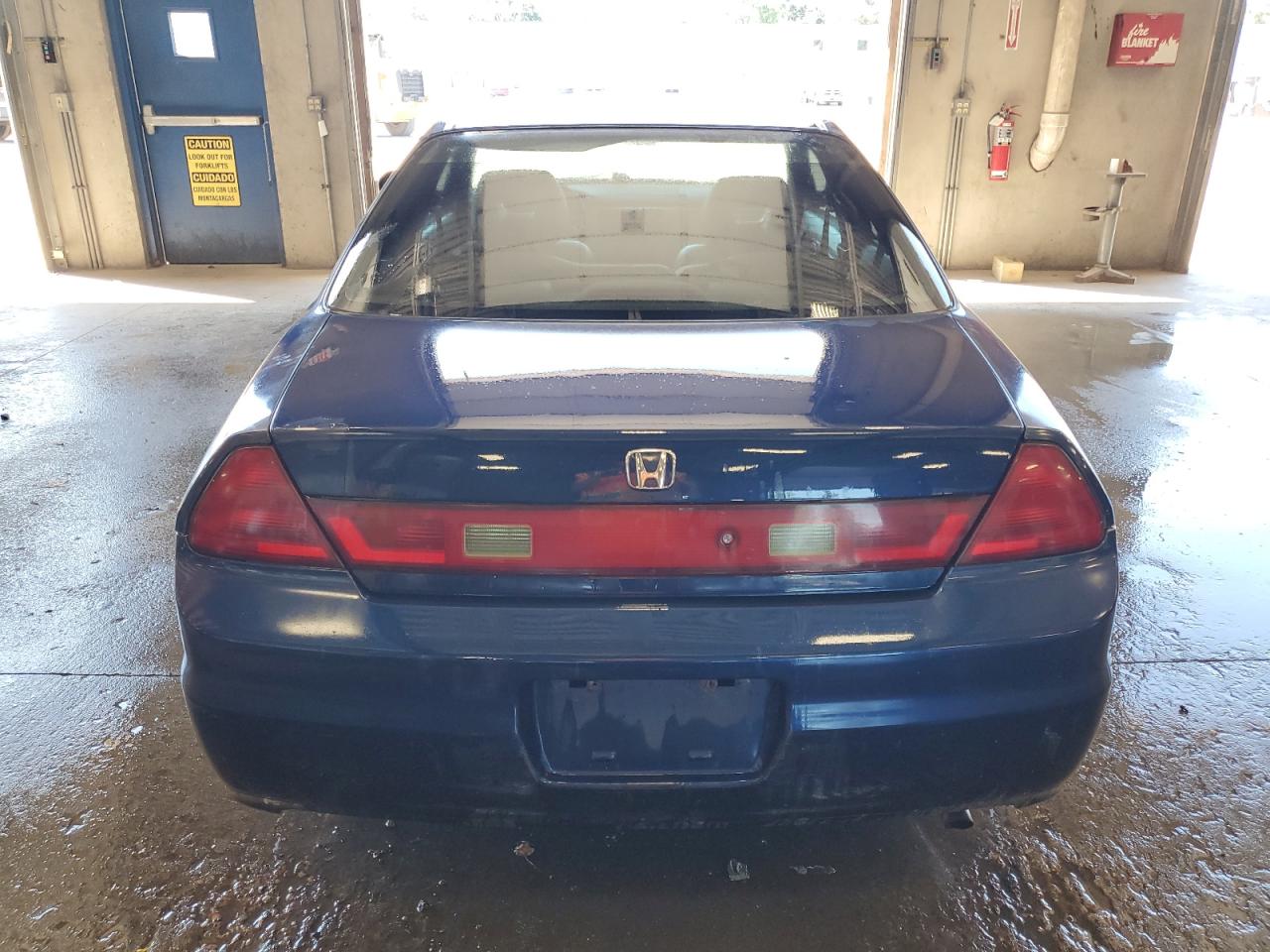 2001 Honda Accord Ex VIN: 1HGCG31541A000052 Lot: 62332175
