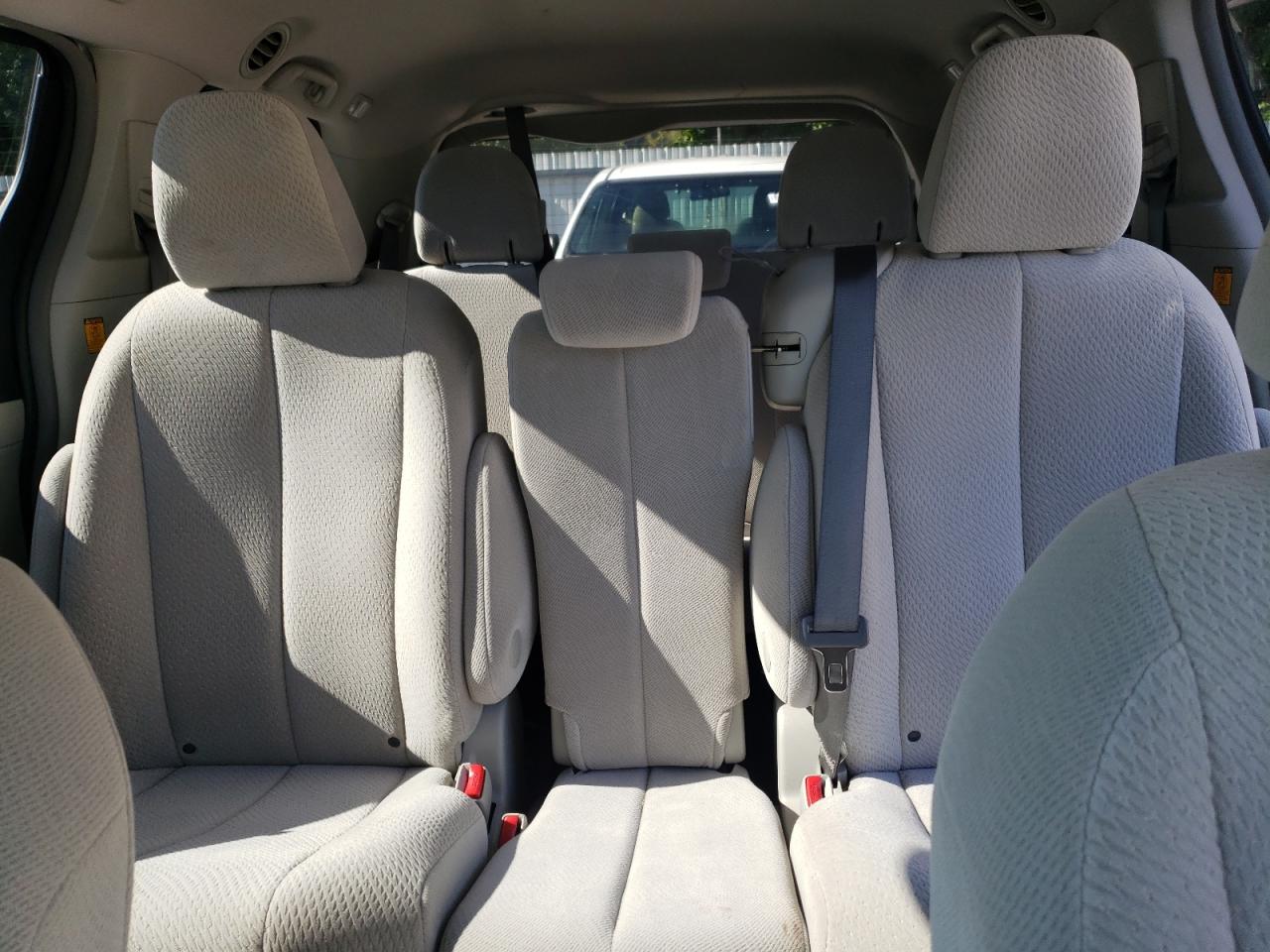 2013 Toyota Sienna Le VIN: 5TDKK3DC2DS372760 Lot: 64380415