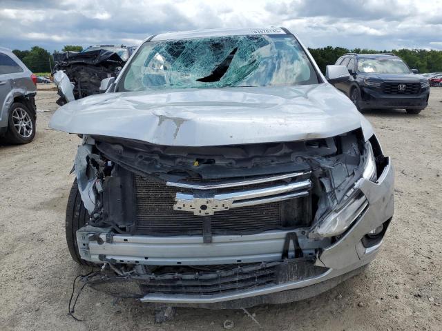  CHEVROLET TRAVERSE 2021 Srebrny