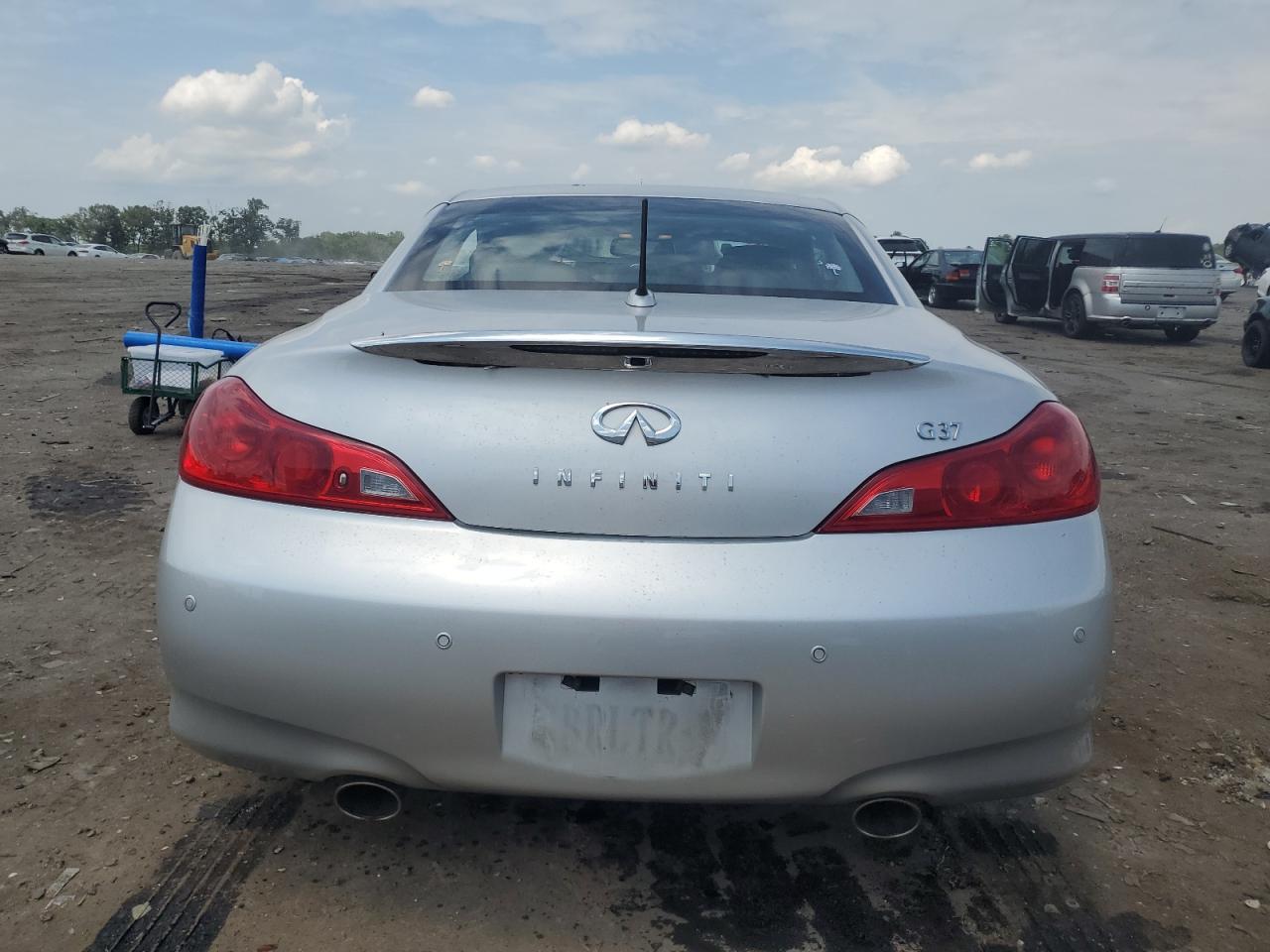 2010 Infiniti G37 Base VIN: JN1CV6FE3AM353298 Lot: 65335845